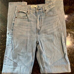 Abercrombie & Fitch Women's 90s slim straight ultra high rise jeans Curve Love